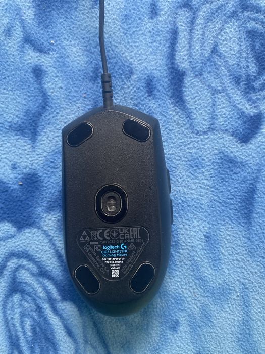 Logitech g 102 мишка в много добро състояние