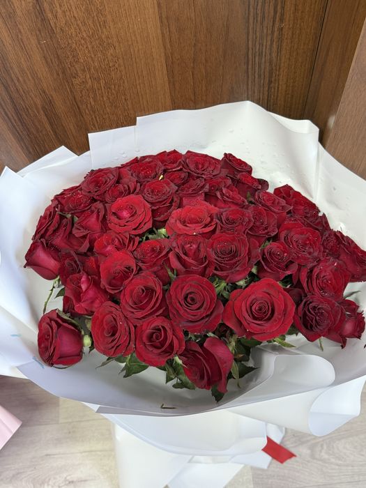 Цветы красный роза