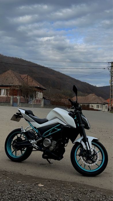 CFMoto 300NK A2.