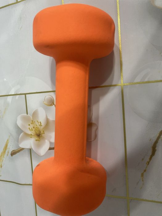 гантеля 2кг 1штука