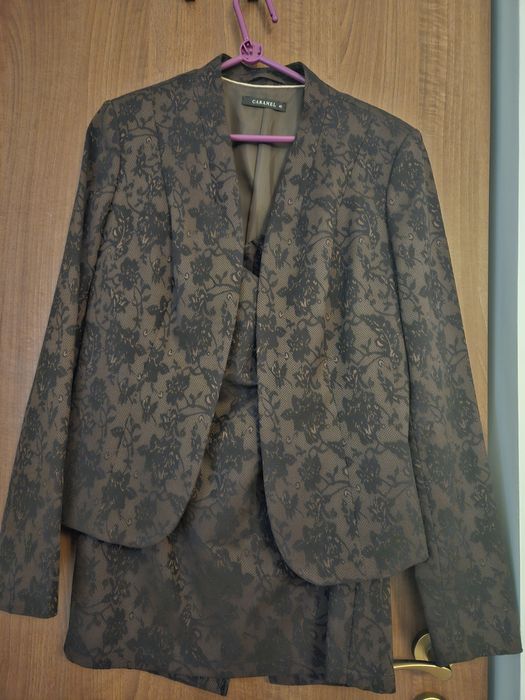 Costum: Sacou + Fusta marimea 40 Caramel