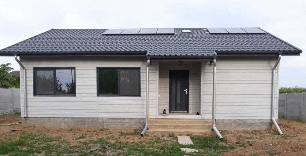 Casa Modulara, Garaje Auto si Containere din structura metalica si panou sandwich termoizolant