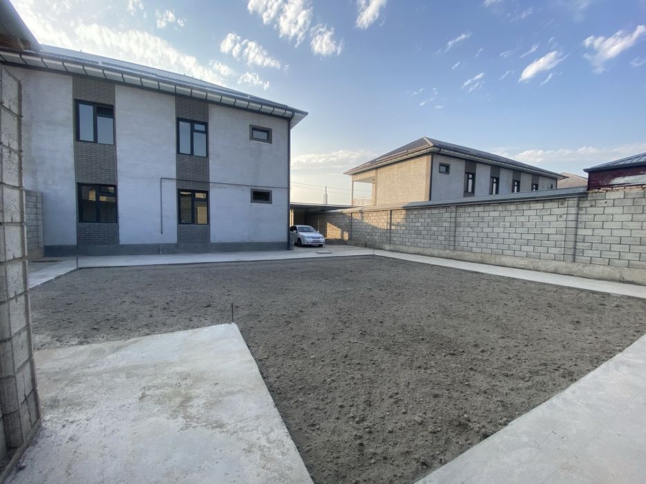 Farg’ona shahar Aeraport katejlar 2 qavatli uy sotiladi