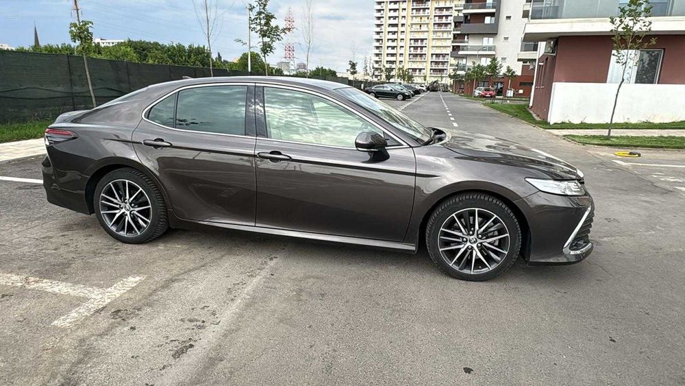 Vanzari Auto Toyota Camry