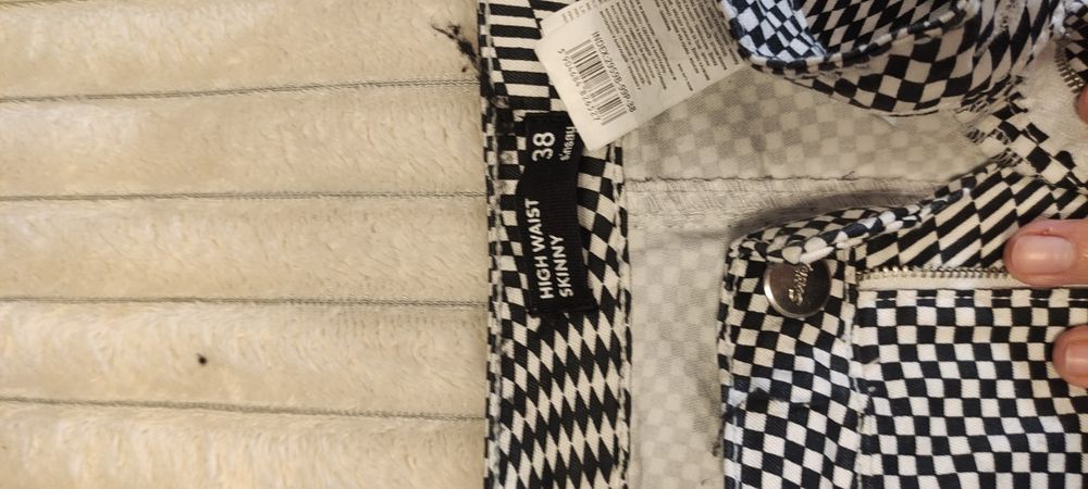 Pantaloni subtiri, slim, Sinsay