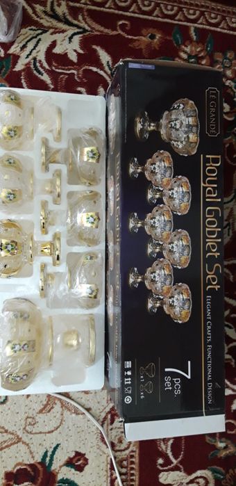 Шкаф спальный  олинганига 2 йил булди холати янги кирилган жойлари йук