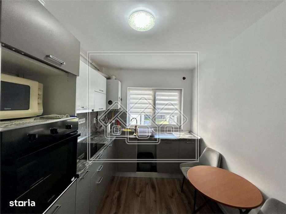 Apartament cu 2 camere, decomandat + balcon, 2 locuri de parcare — fotografia 1