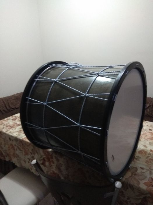 Продавам професионални тъпани