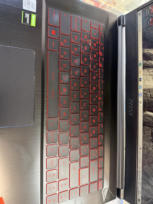 Msi gf63 thin 10scsr-1020xbg i7 10750 2,6 rtx1650ti 4gb