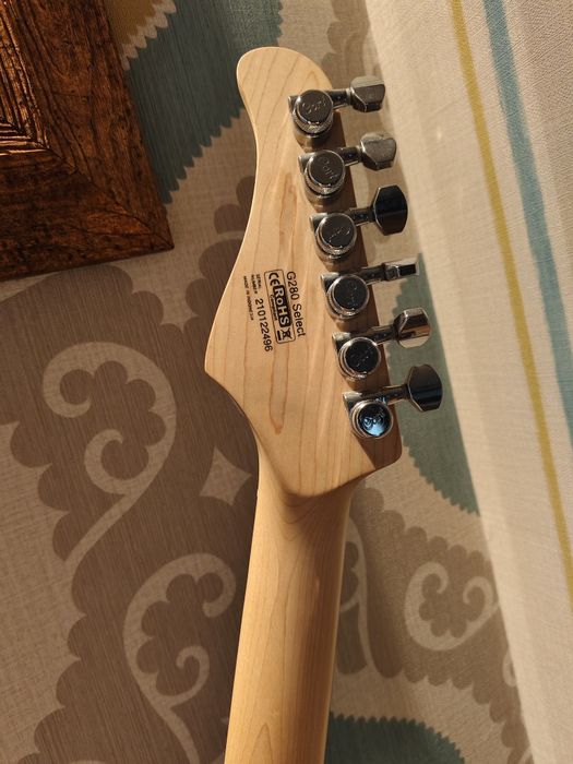 электрогитара Cort G280