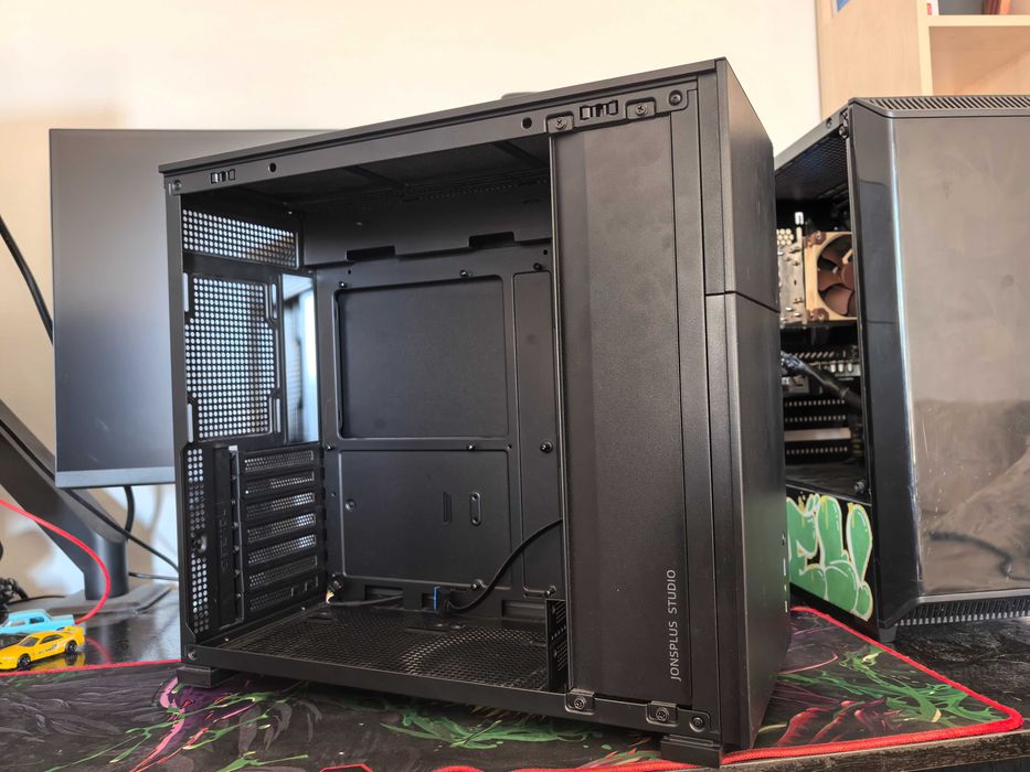 Кутия с дисплей Jonsbo D41 STD Screen Black