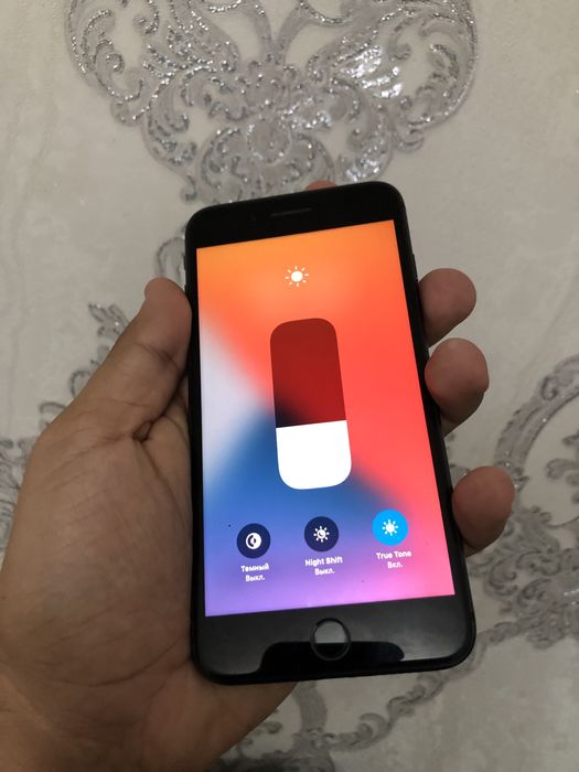 iPhone 8plus 64gb abmen yoq