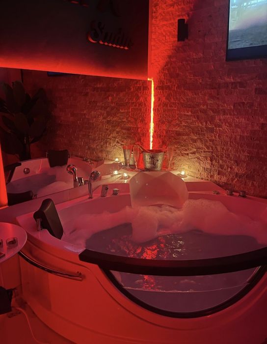 AFI Discret Jacuzzi - Regim hotelier