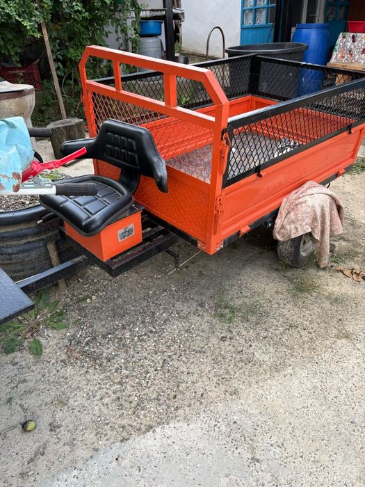 Vând motocultor ruris