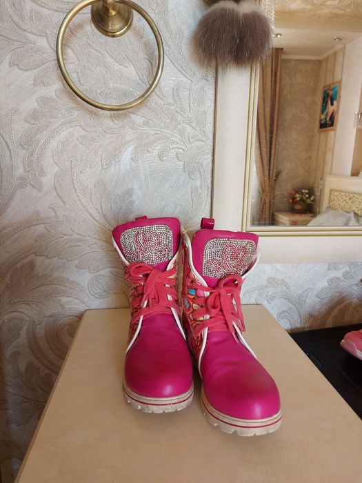 Детские демисезонные сапожки.