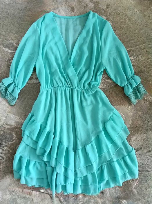 Rochie turcoaz cu volonase