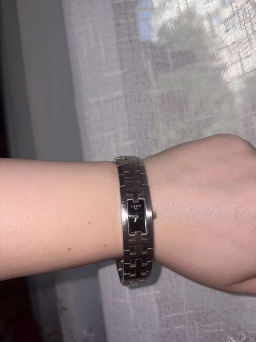 Tissot Lady T4.