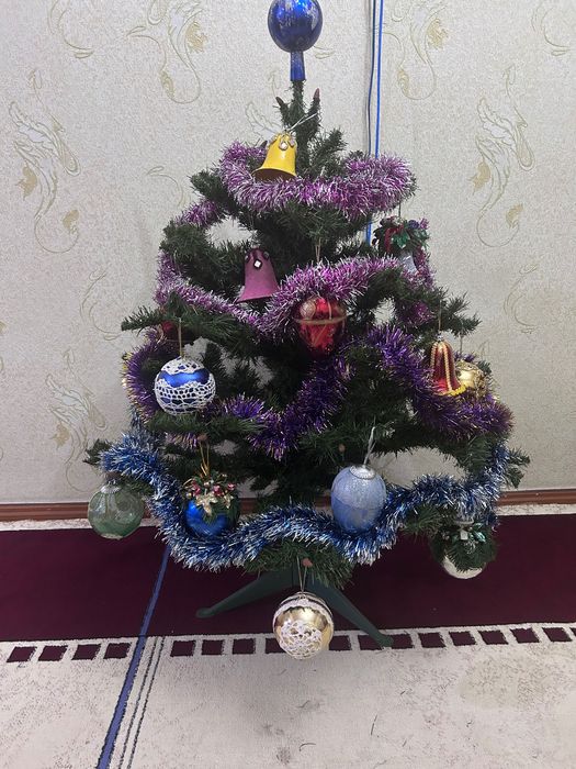 Новогодняя елка с игрушками | Yangi yil archasi o’yinchoqlari bilan