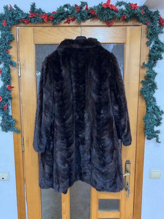 Haina de blana de nurca Maro