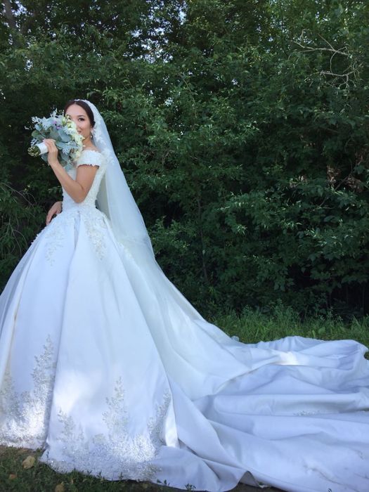 Свадебное платье