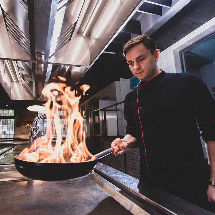 Готварски униформи на символична цена