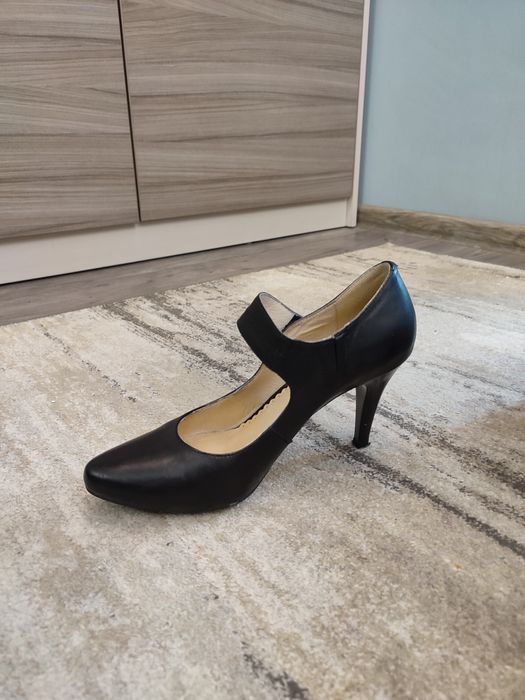 Туфли  женские, 38 размер