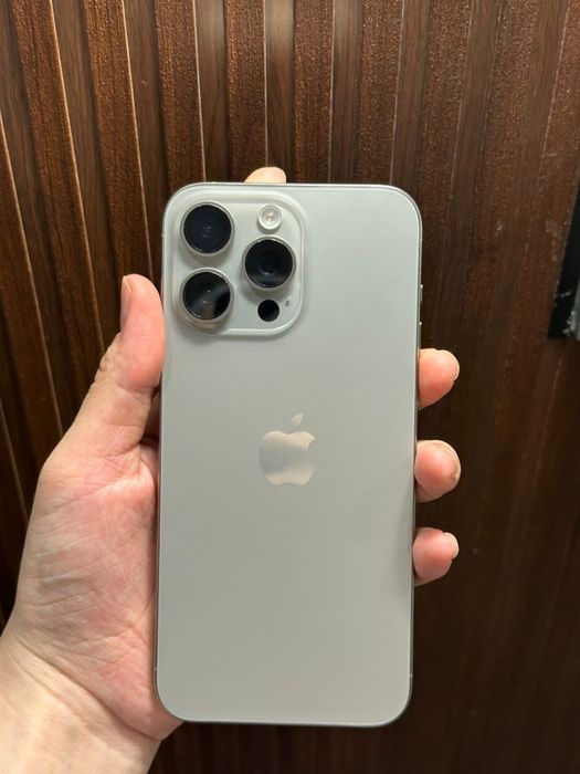 Айфон 15 про мах