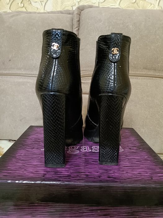 Продам ботильоны