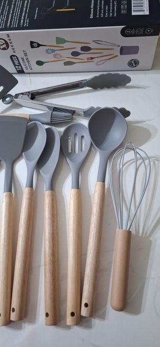 Набор кухонных принадлежностей 12 предметов