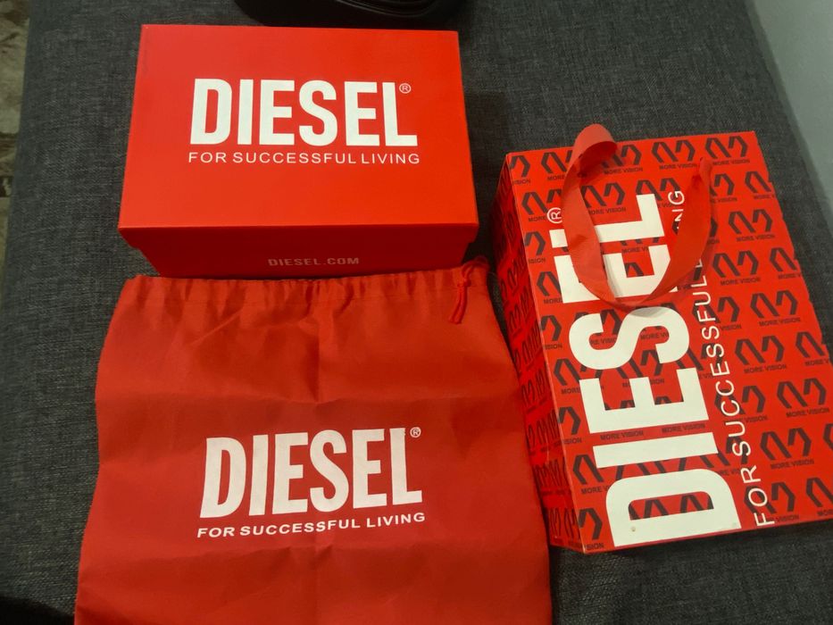 Срочно продам Сумка diesel