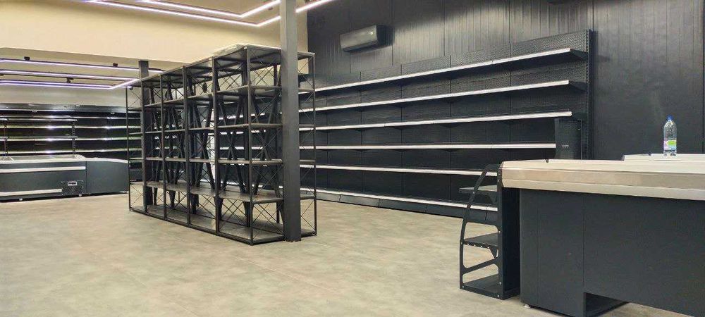 Комплексное оснащение магазинов, торговые стеллажи под заказ