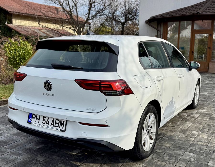 Volkswagen Golf 8 1.5 eTSI DSG mild hybrid 150 CP