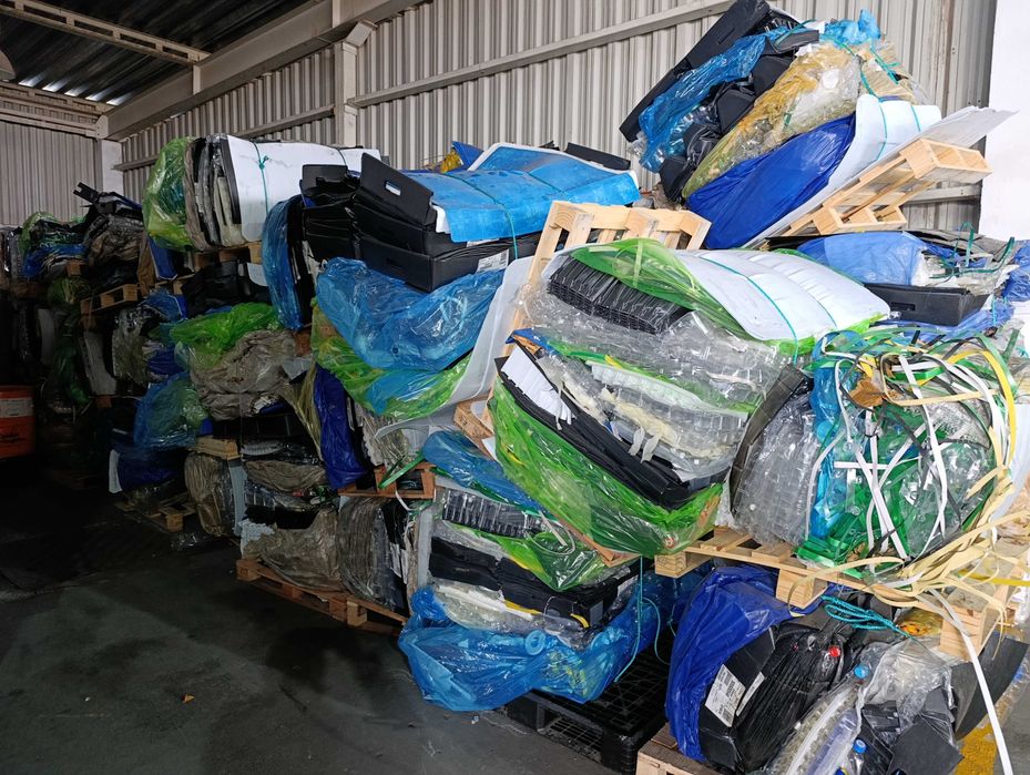 Продаю пластмассовый отход оптом