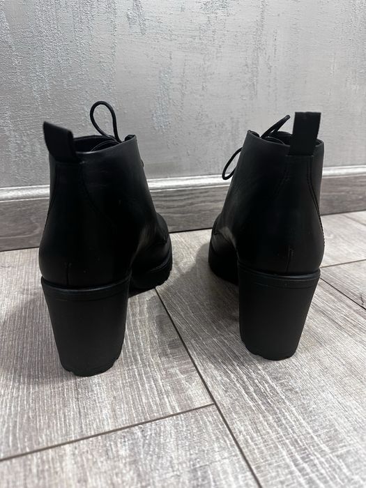 Осенние ботинка Vagabond 40р.
