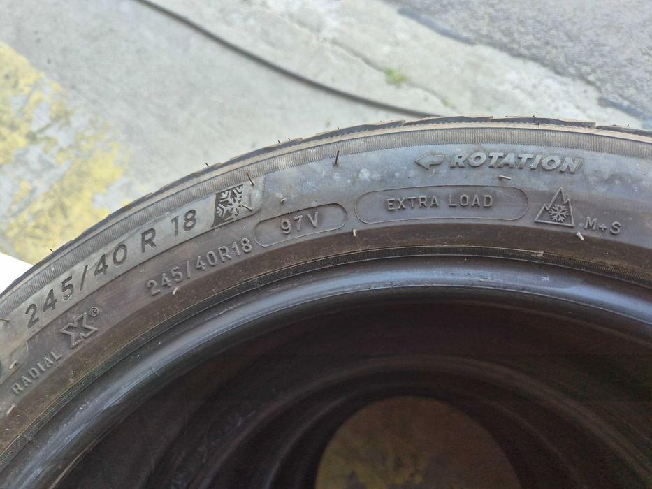 4 Anvelope de IARNA - 245/40/18 97V XL - Michelin Pilot Alpin 5 - CA UNELE NOI - DOT 2324 !