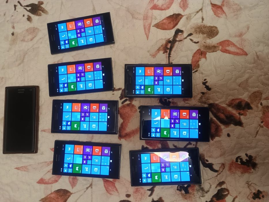 Продавам 8 броя Nokia Lumia 735