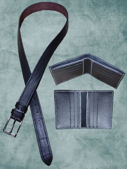 Подарочный комплект кожаных изделий.