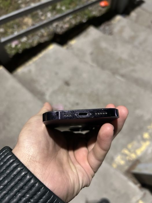 Iphone 14 pro purple