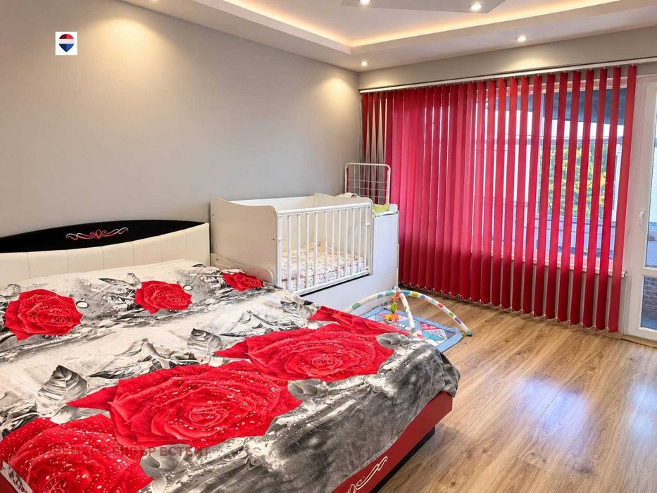 Продава се Двустаен апартамент в Русе, Родина 2 - 68 кв.м за 1803 €/кв.м - Снимка #3