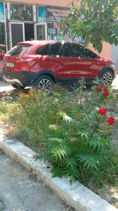 Аренда Lada X-RAY cross 2019 люкс