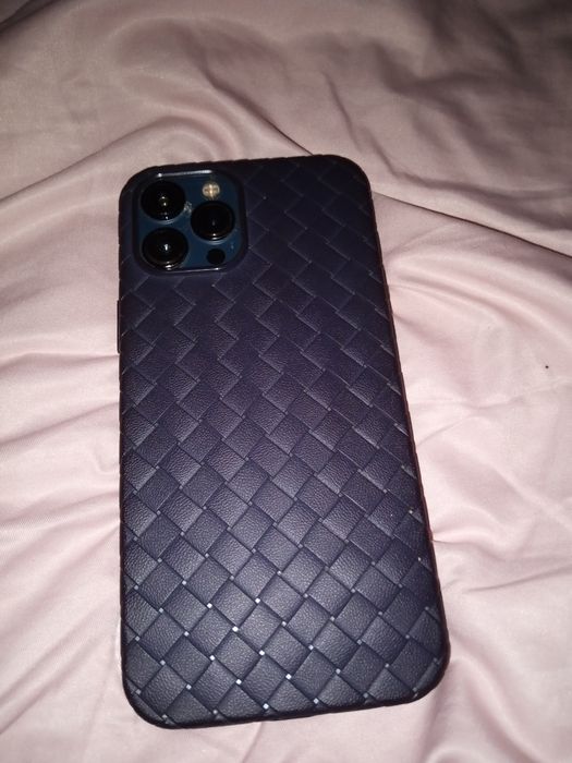 12 pro max sotiladi
