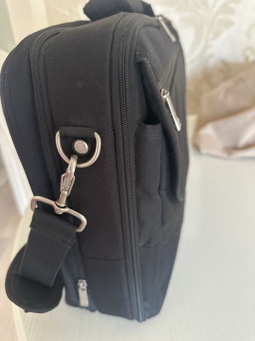 Портфель для ноутбука новый