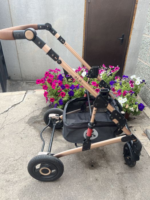 Продается детская коляска Lorelli Alba