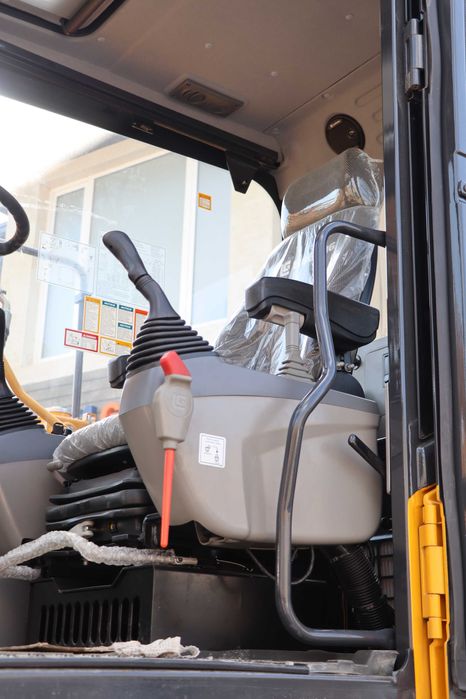 Колесный экскаватор Liugong W915E, Lizing/Kredit