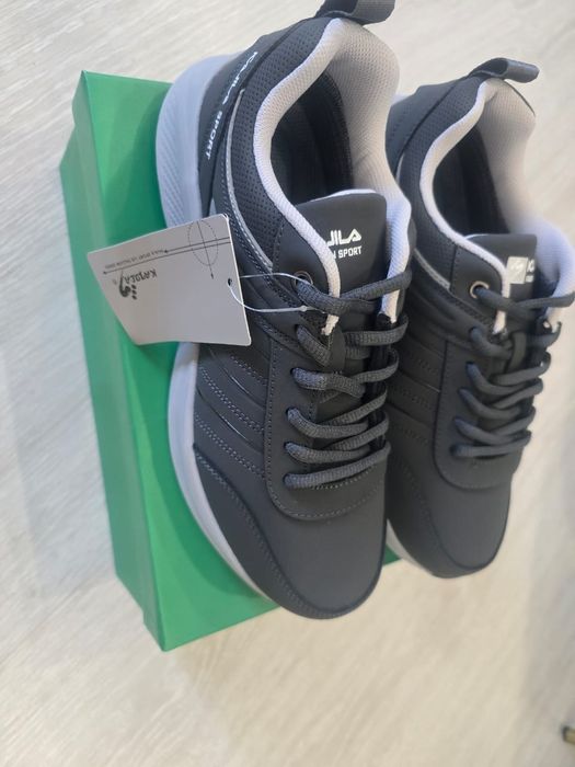 Кроссовки  ТЕРМО каджило  оригинал