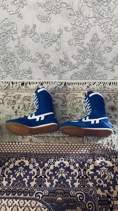 Продоетса боксерка vegastra