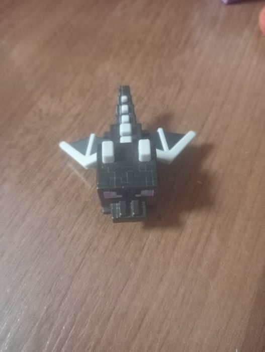 Продам/обменяю Фигурки Kinder Joy Minecraft