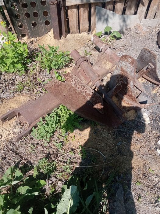 Продам запчасти на Т-40