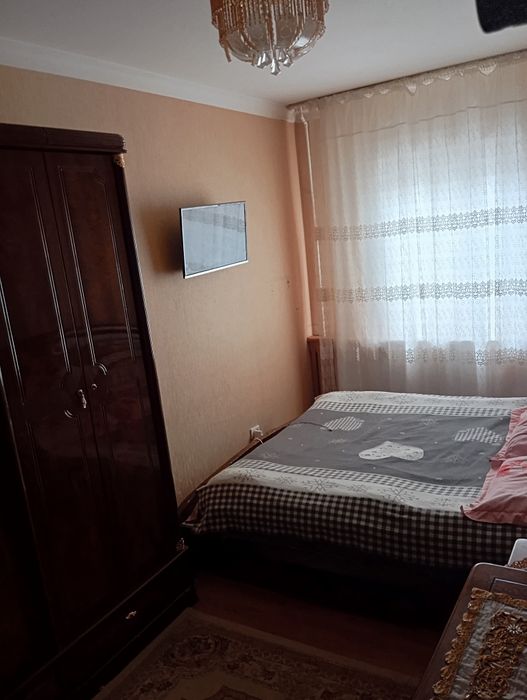 Aloqa mahallasida 1-padez 3etajda Doʻm sotiladi