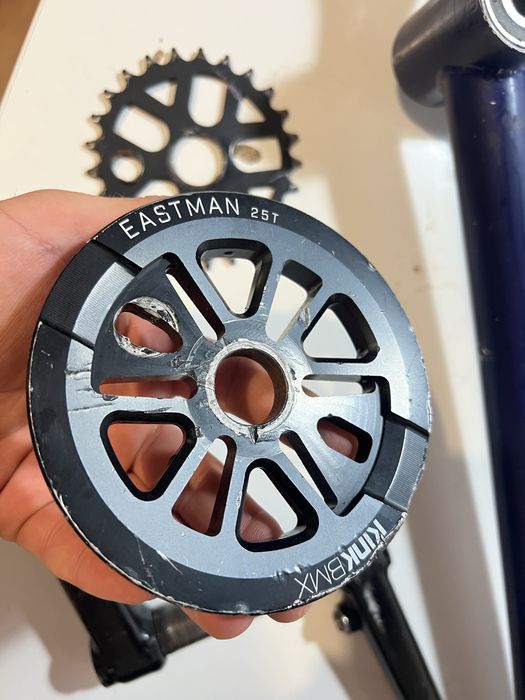 Vand piese bmx custom( cadru full cr mo, furca, angrenaj, cauciucuri, foaie)